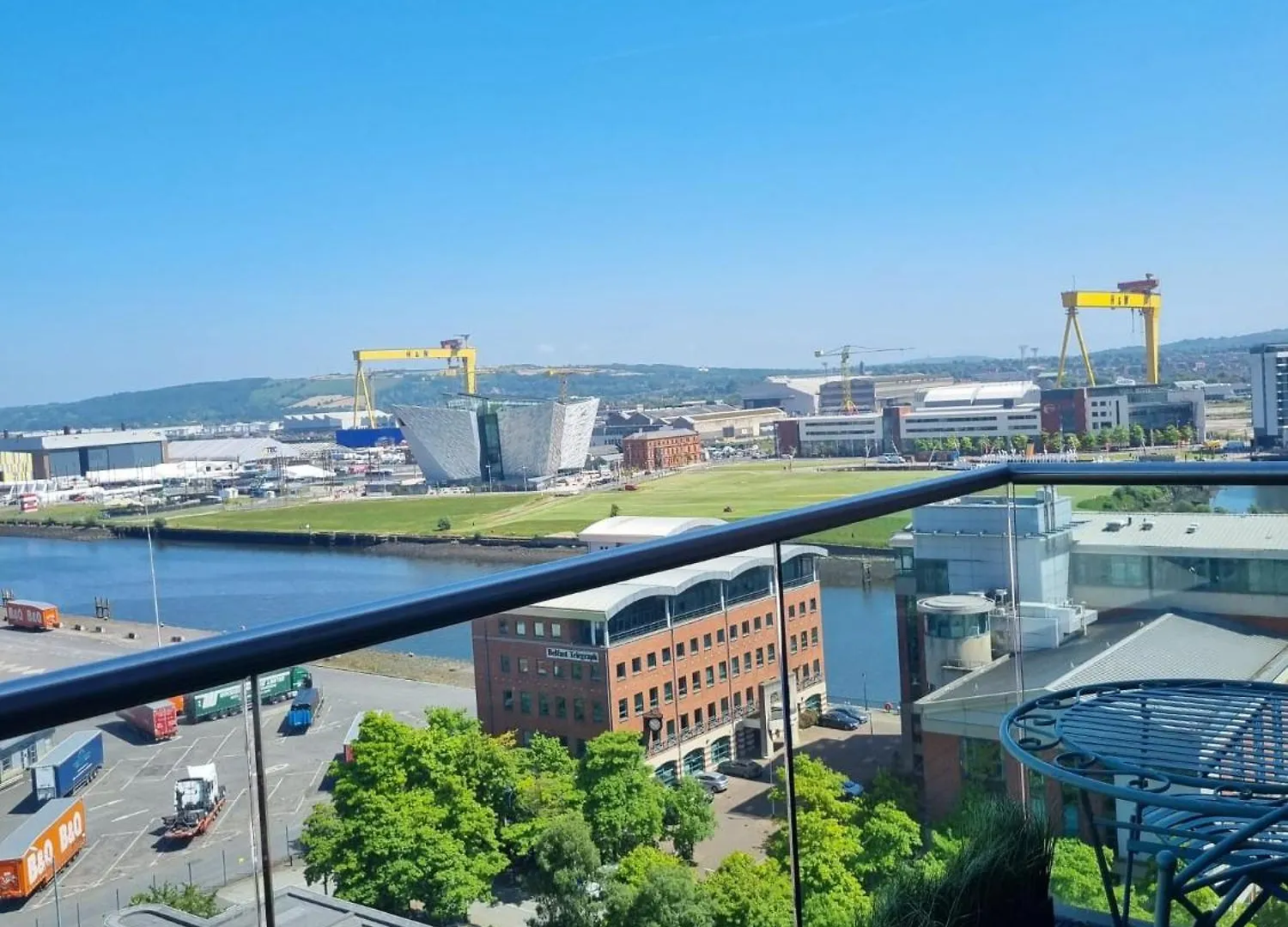 Homestay Sailortown Stays - 4 Star Luxury Apartment Belfast United Kingdom