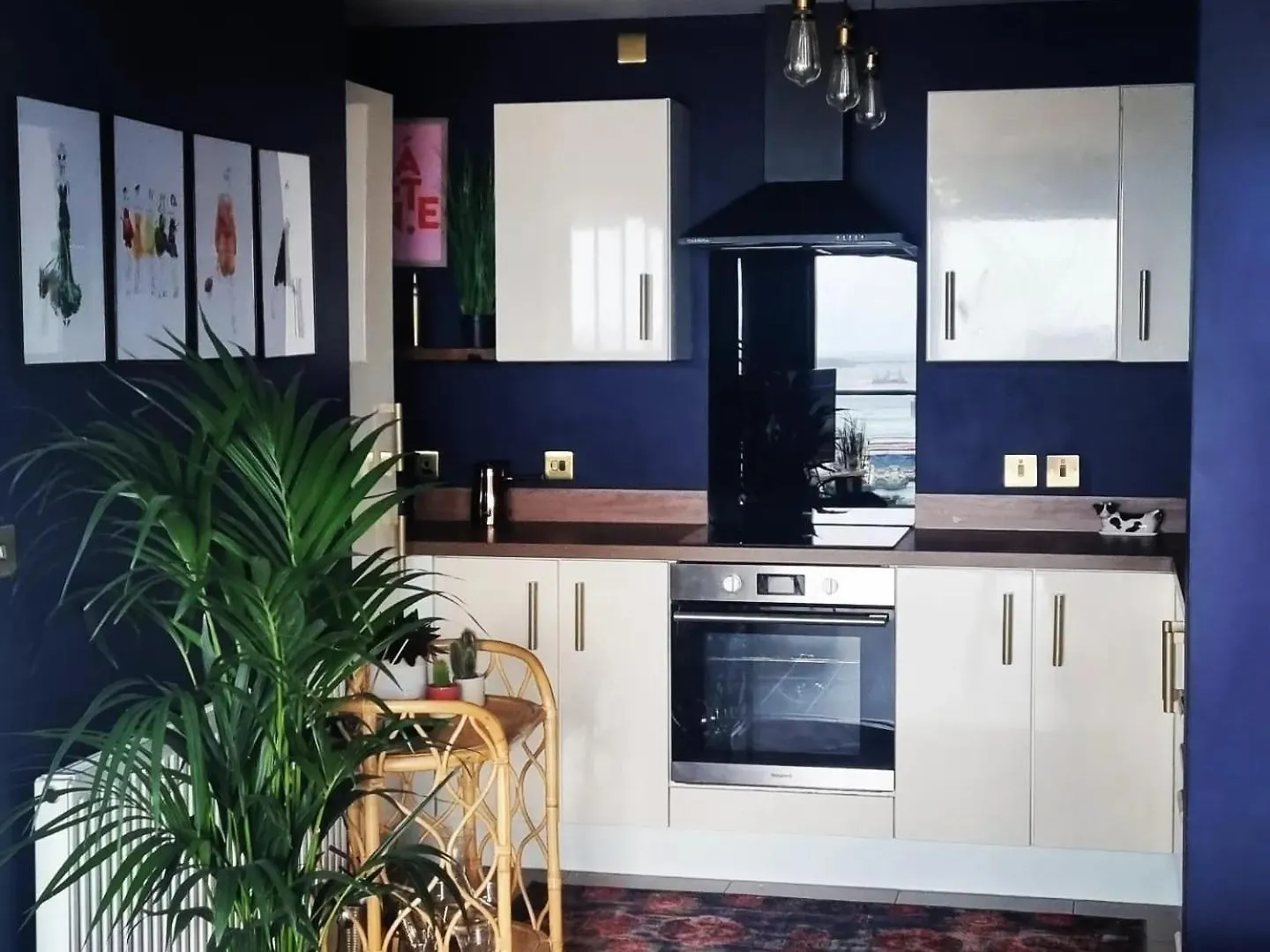 Sailortown Stays - 4 Star Luxury Apartment Belfast Homestay