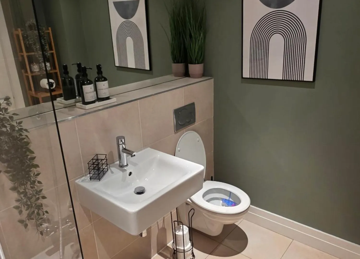 Sailortown Stays - 4 Star Luxury Apartment Belfast Homestay